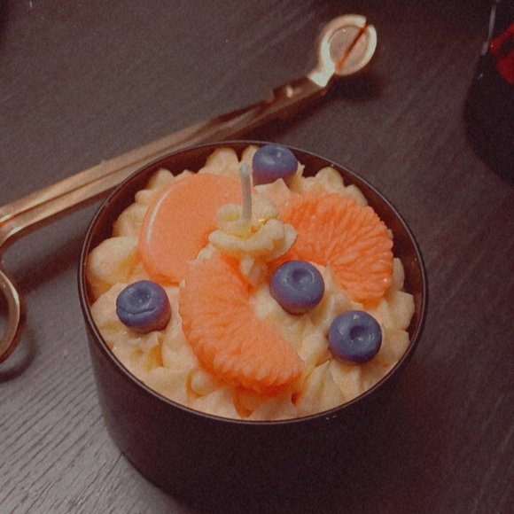 Peach Yogurt Scented Decorative Candle [8oz] - Picture 3 of 3